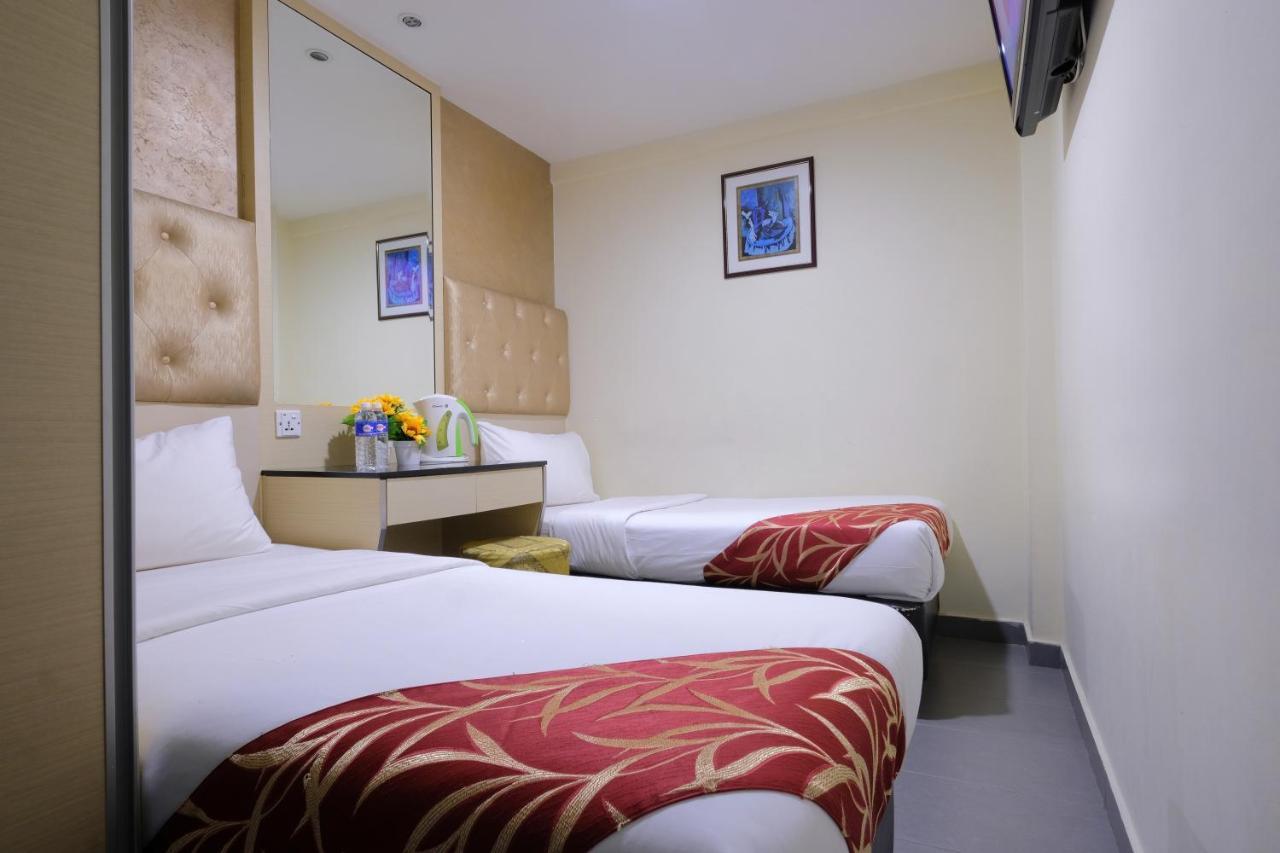 Single Sharing Room And Short Hours Stay At Sandpiper Hotel Singapore Eksteriør billede