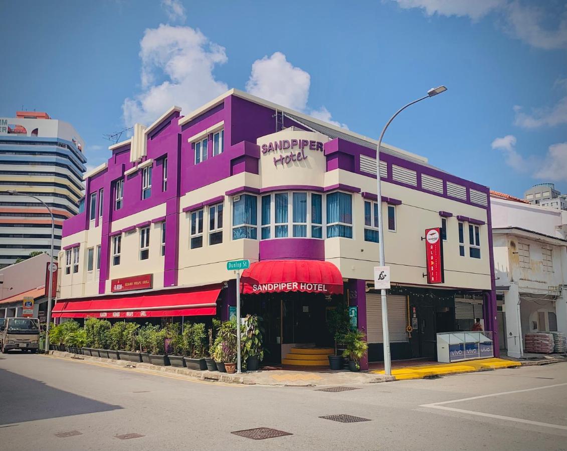 Single Sharing Room And Short Hours Stay At Sandpiper Hotel Singapore Eksteriør billede